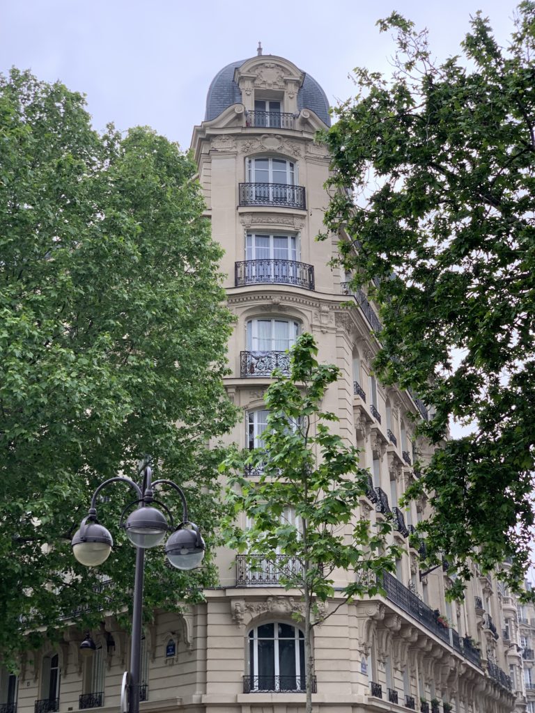 The buildings in Paris are beautiful!