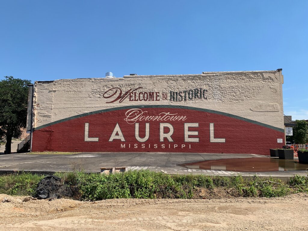 Welcome to Historic Downtown Laurel MS Mural