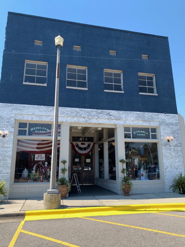 Laurel Mercantile Co