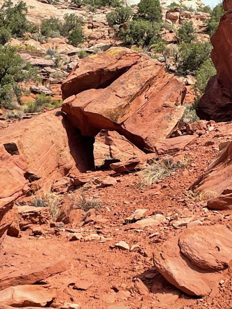 Large rocks Lower Calf Creek Falls Trail