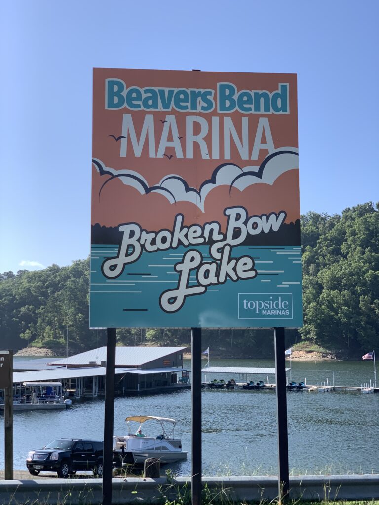 Beavers Bend Marina Broken Bow Lake