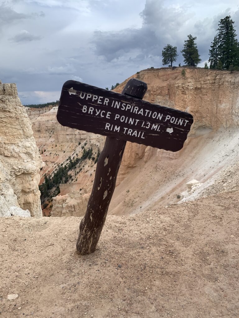 Steep hike to Upper Inspirational Point Bryce