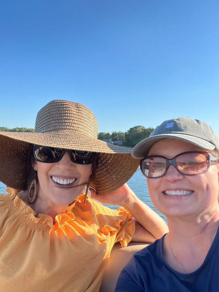 Boating at Lake Hamilton AR